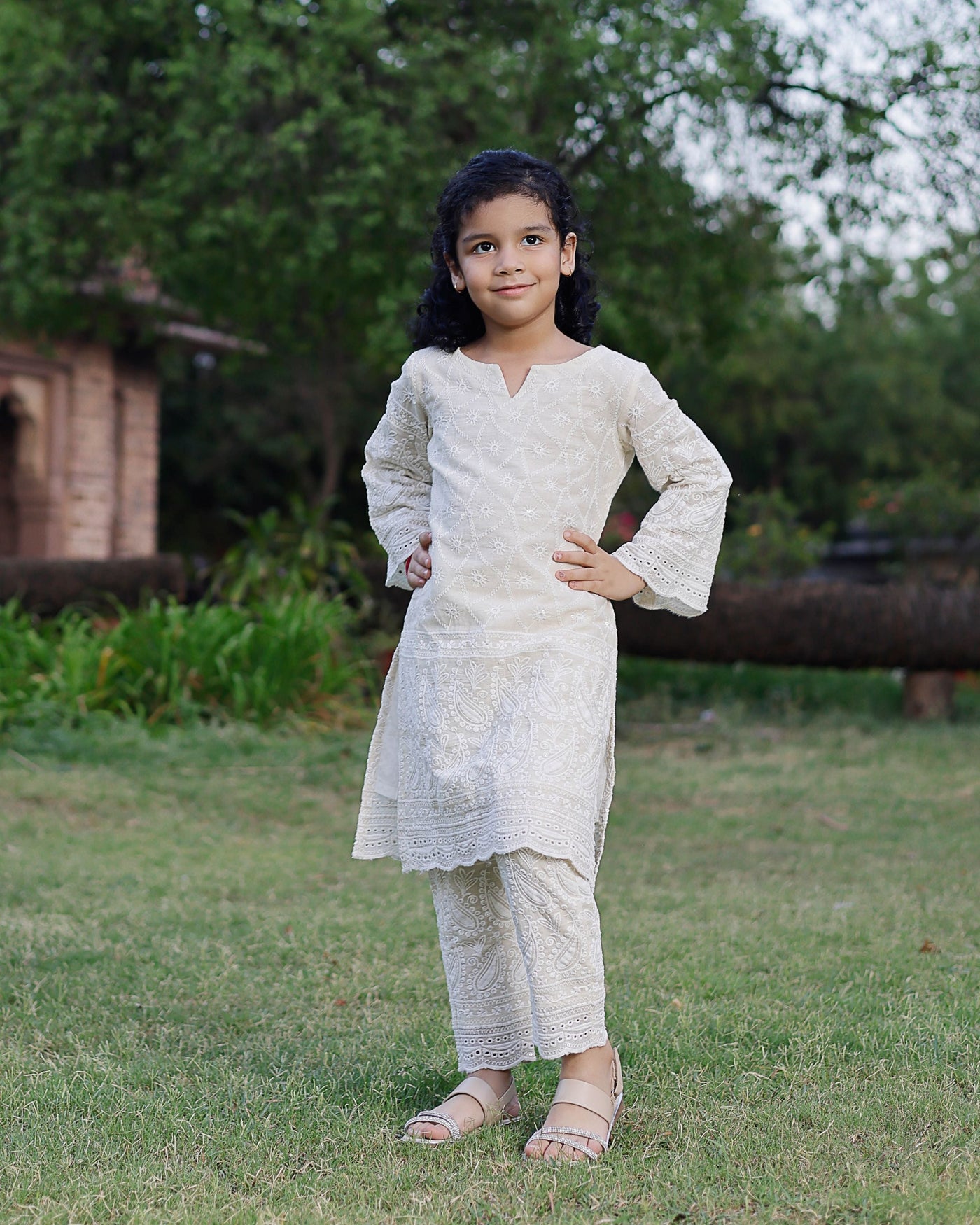 Umiko Embroidered Cotton Kurta Set