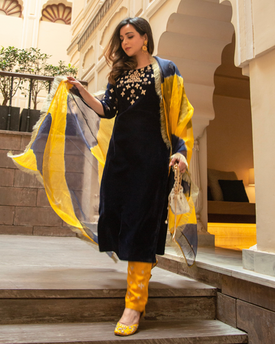 Buy Faun Gloss Velvet Suit With Tilla Embroidery, Maroon Dupatta, Indian  Ethnic Wear, Girls Suits, Boho Women Dresses, Velvet Salwar Kameez Online  in India - Etsy
