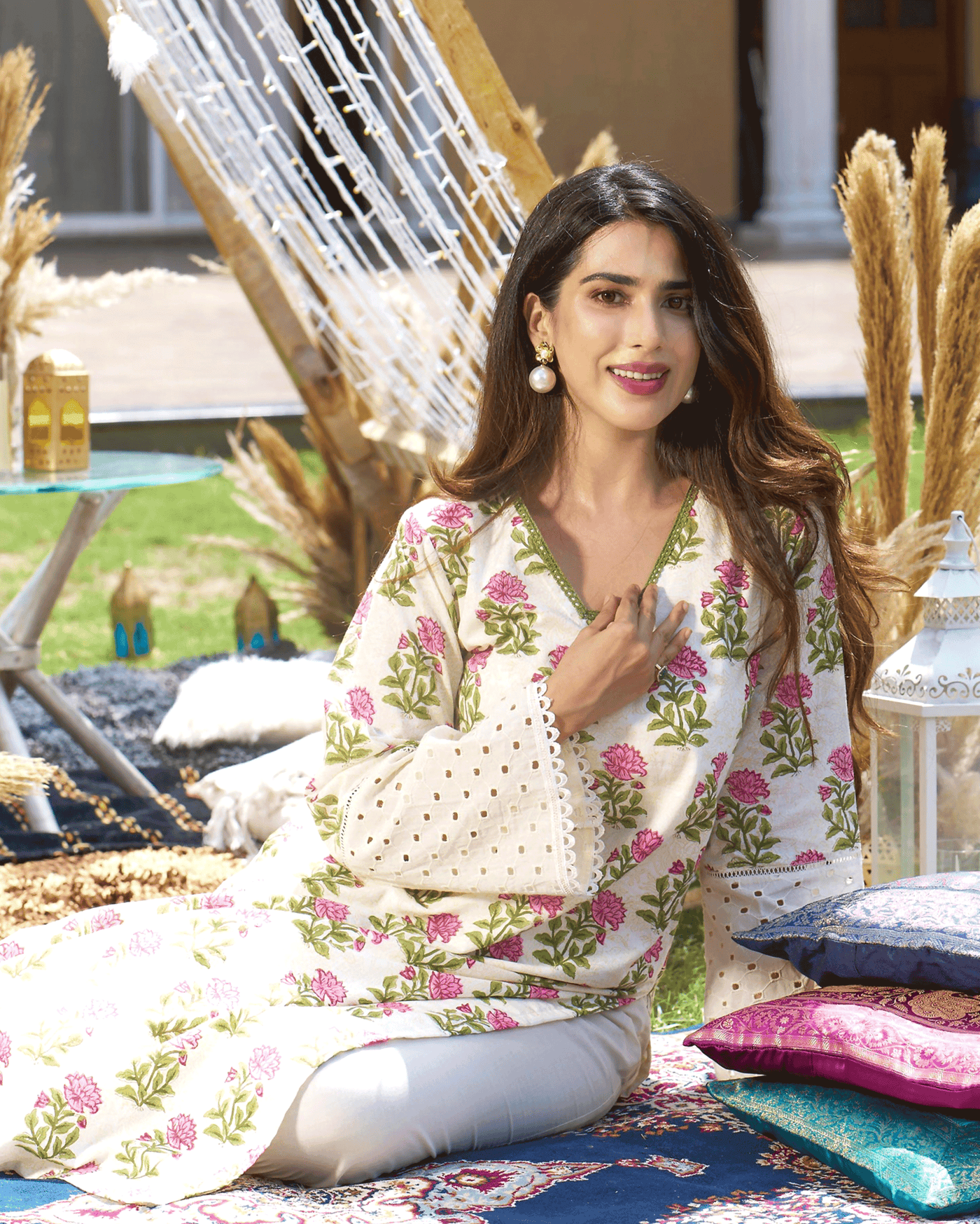Ravishing Cream Printed Cotton Kurta Set