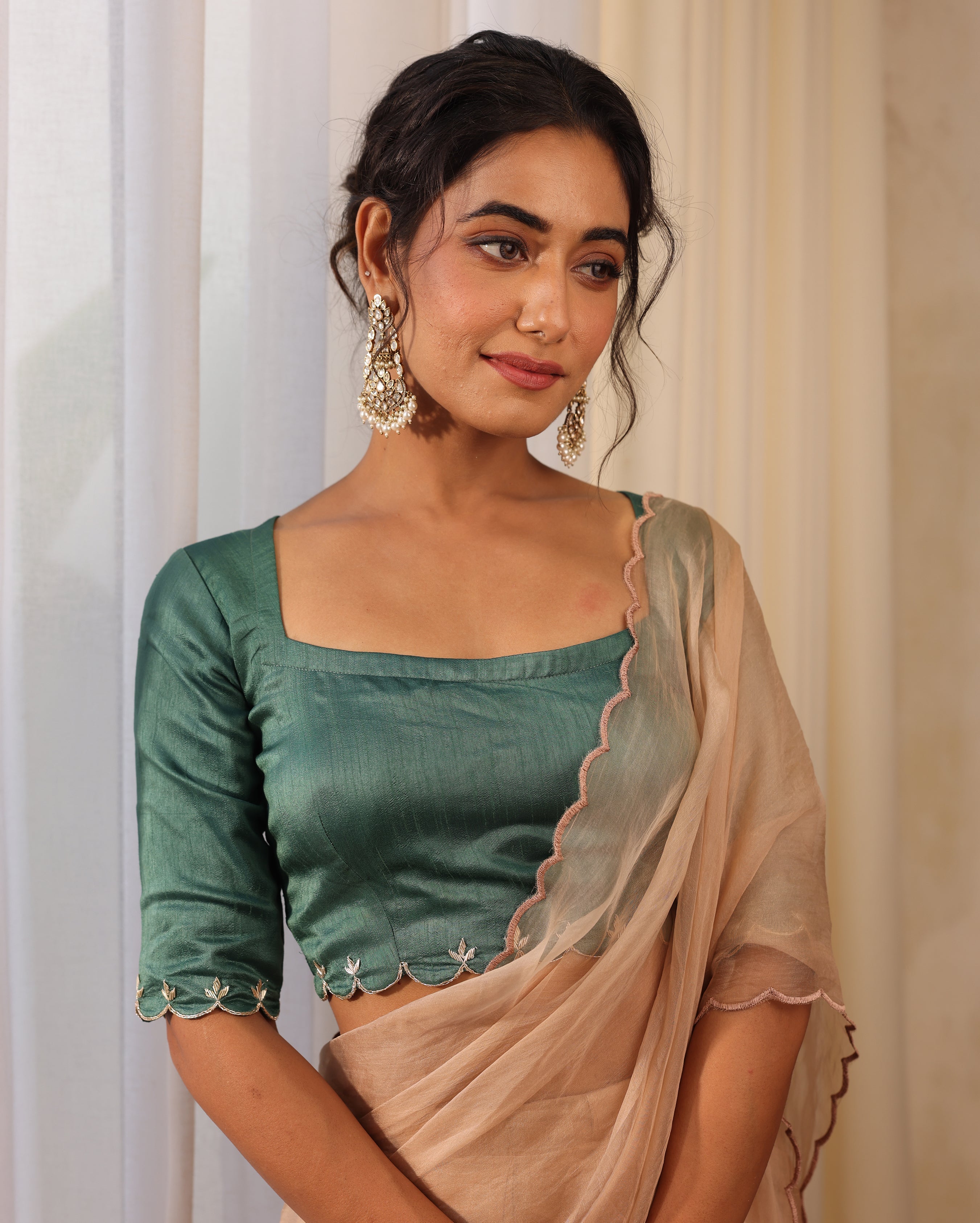 Aampanna Silk Blouse & Skirt Set