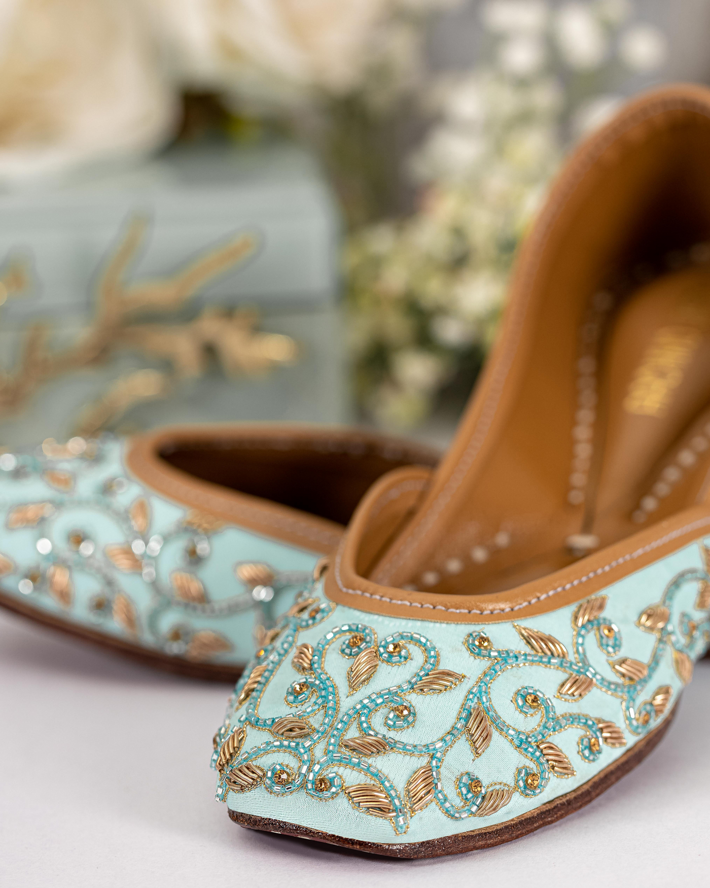 Mint Poppins Handcrafted Jutti