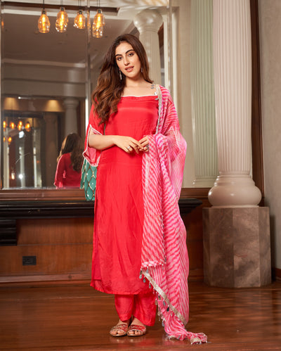 Krushi Pink Leheriya Silk Suit Set