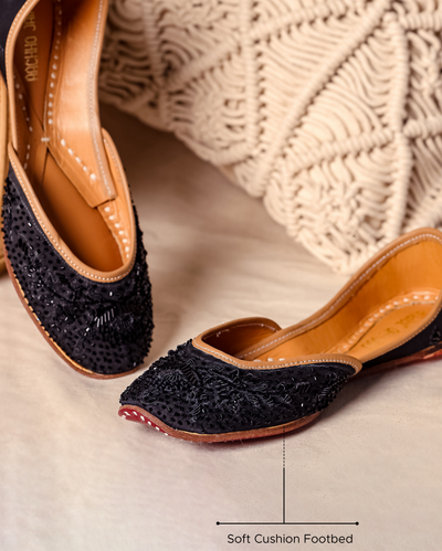 Coal Black Handcrafted Jutti