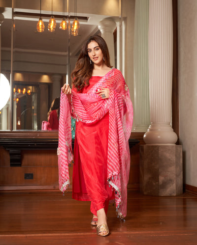 Krushi Pink Leheriya Silk Suit Set