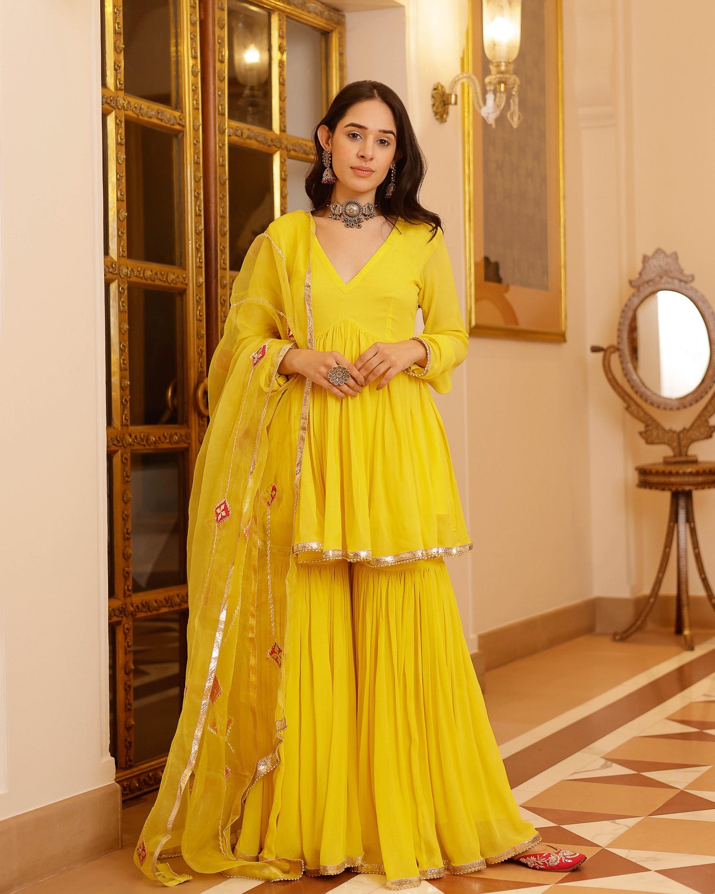 Falak Gotapatti Goergette Suit Set