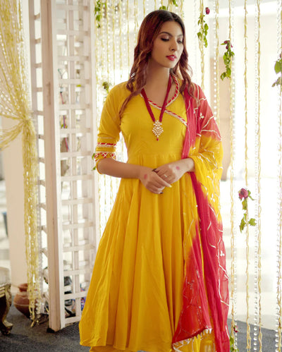 Royal Yellow Gotapatti Suit Set