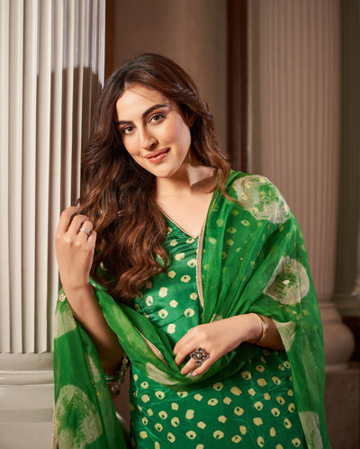 Raksika Green Bandhani Silk Suit Set