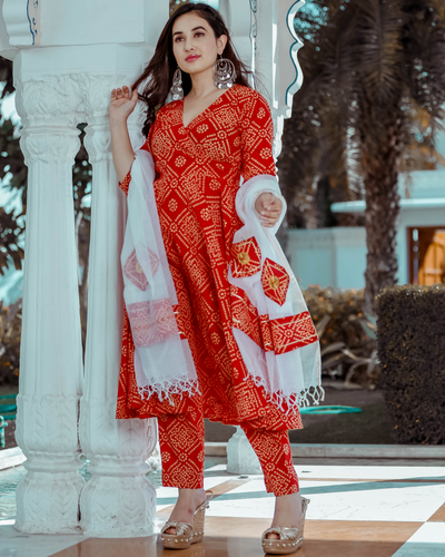 Red Palazzo Suit In Silk With Digital Printed Bandhani Motif And Foil Work  | Palazzo suit, Fashion, Select fashion