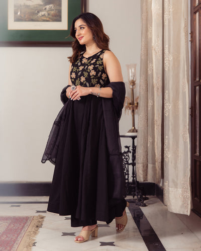 Shadow Black Embroidered Cotton Suit Set